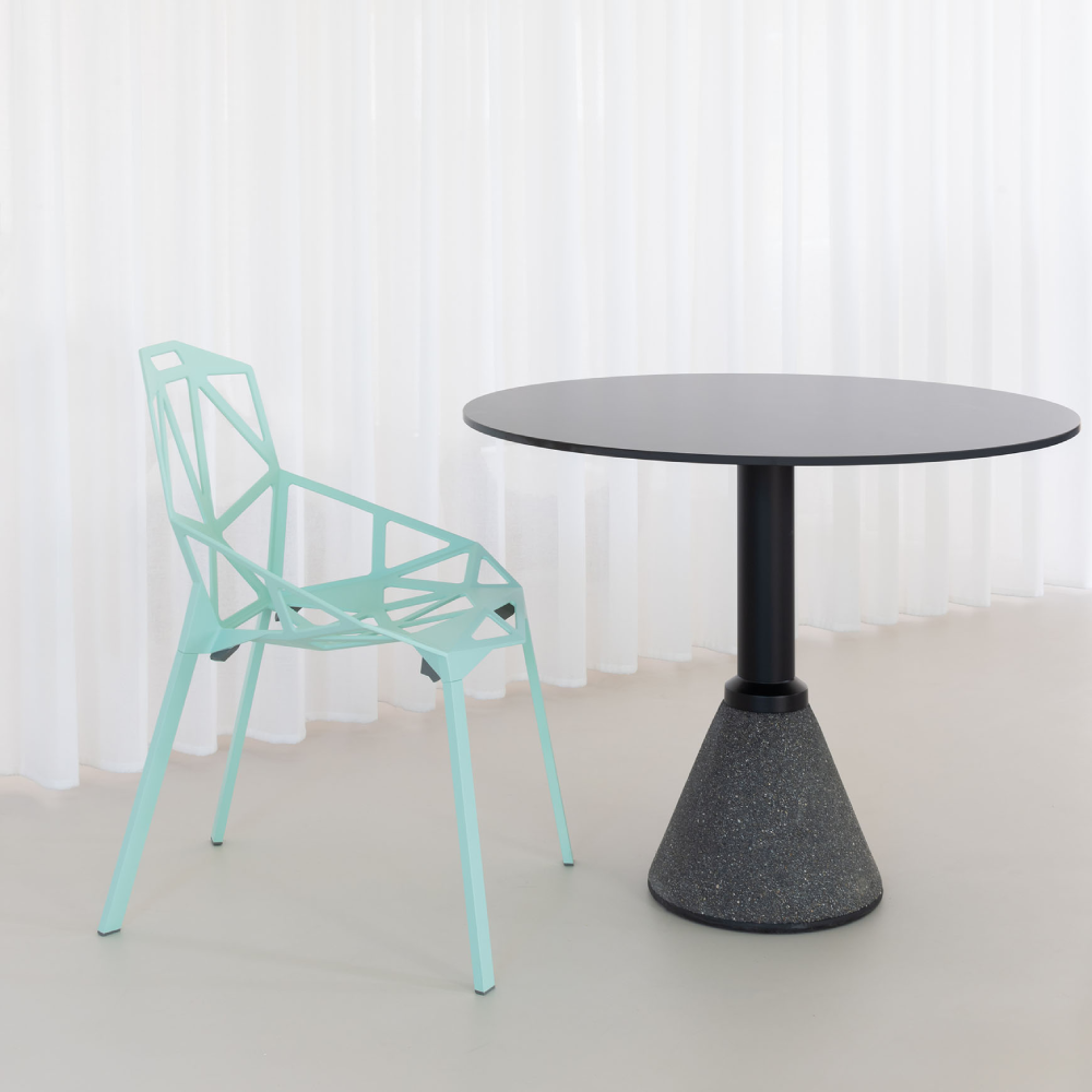 Magis_chair_one_four-legs_ambient_SD_mint_01_gallery
