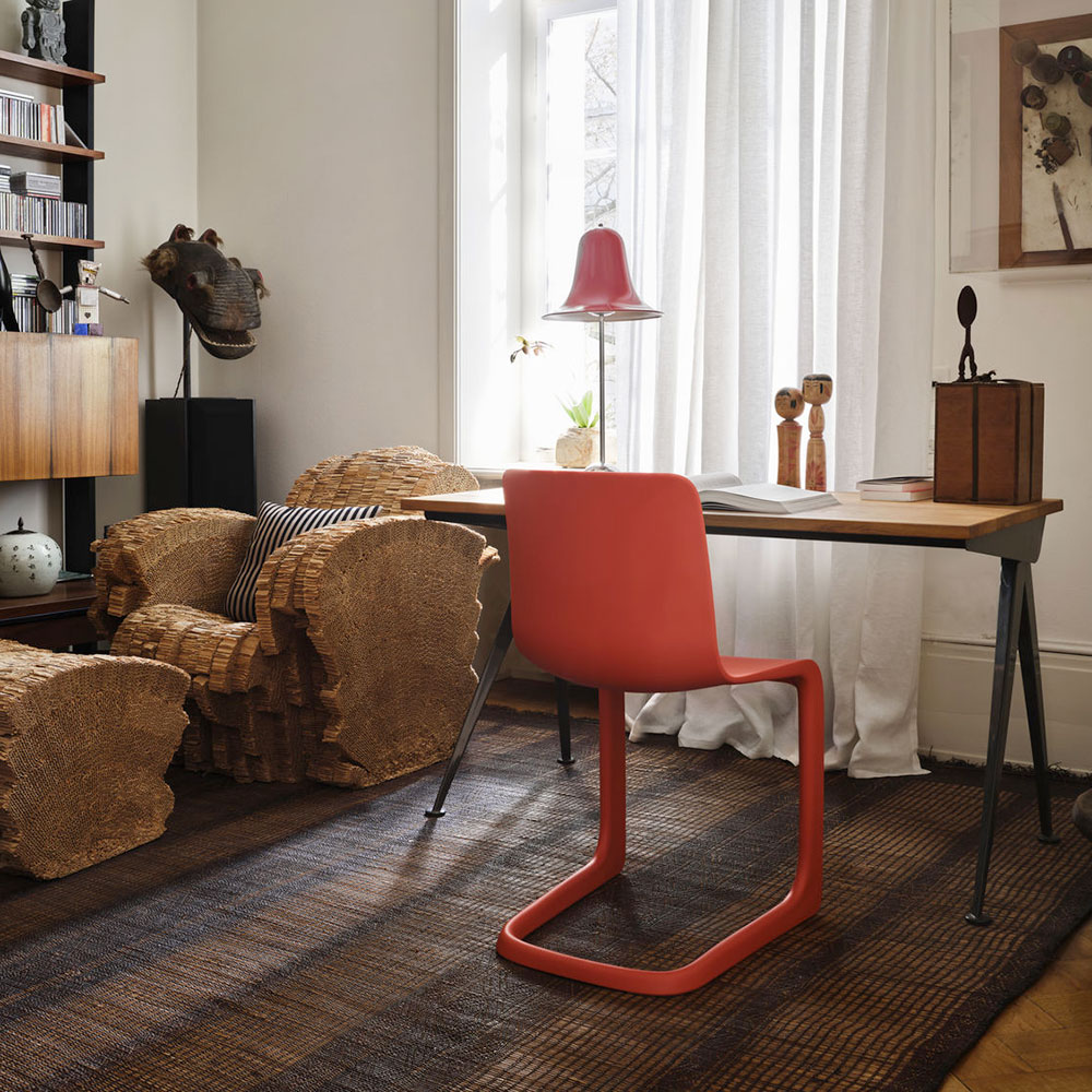 4524696_EVO-C-Home-Office,-poppy-red-horizontal_v_fullbleed_1440x